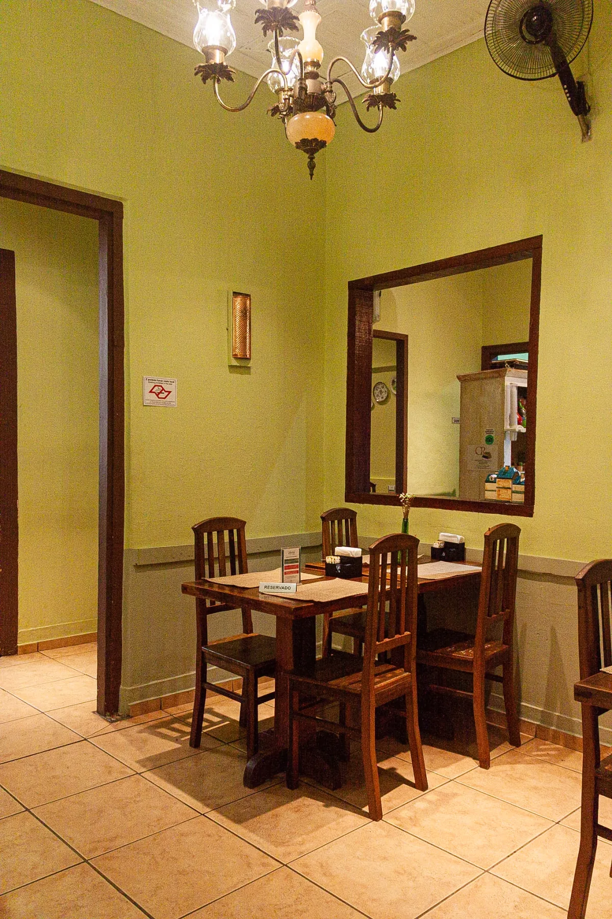 Sala de refeições do Restaurante General