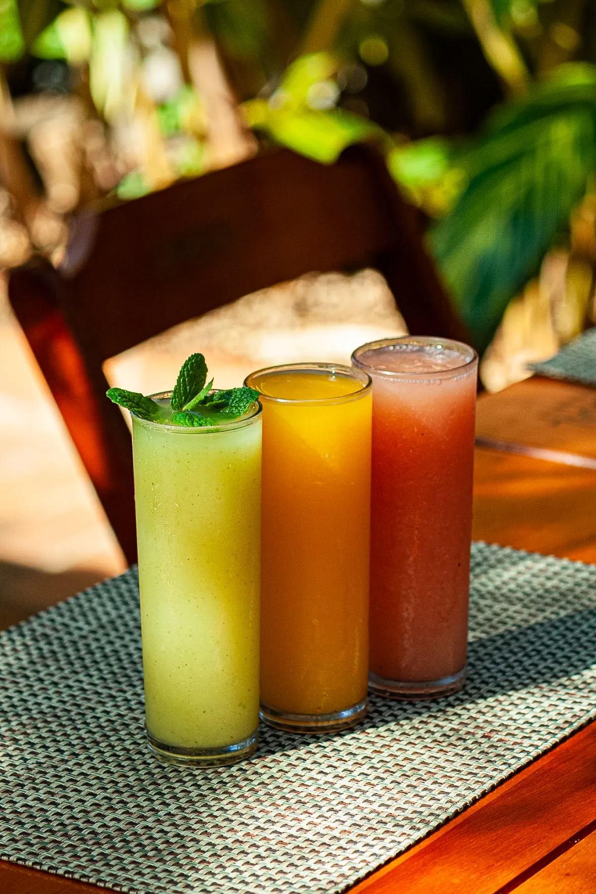 Copo de suco natural preparado no General